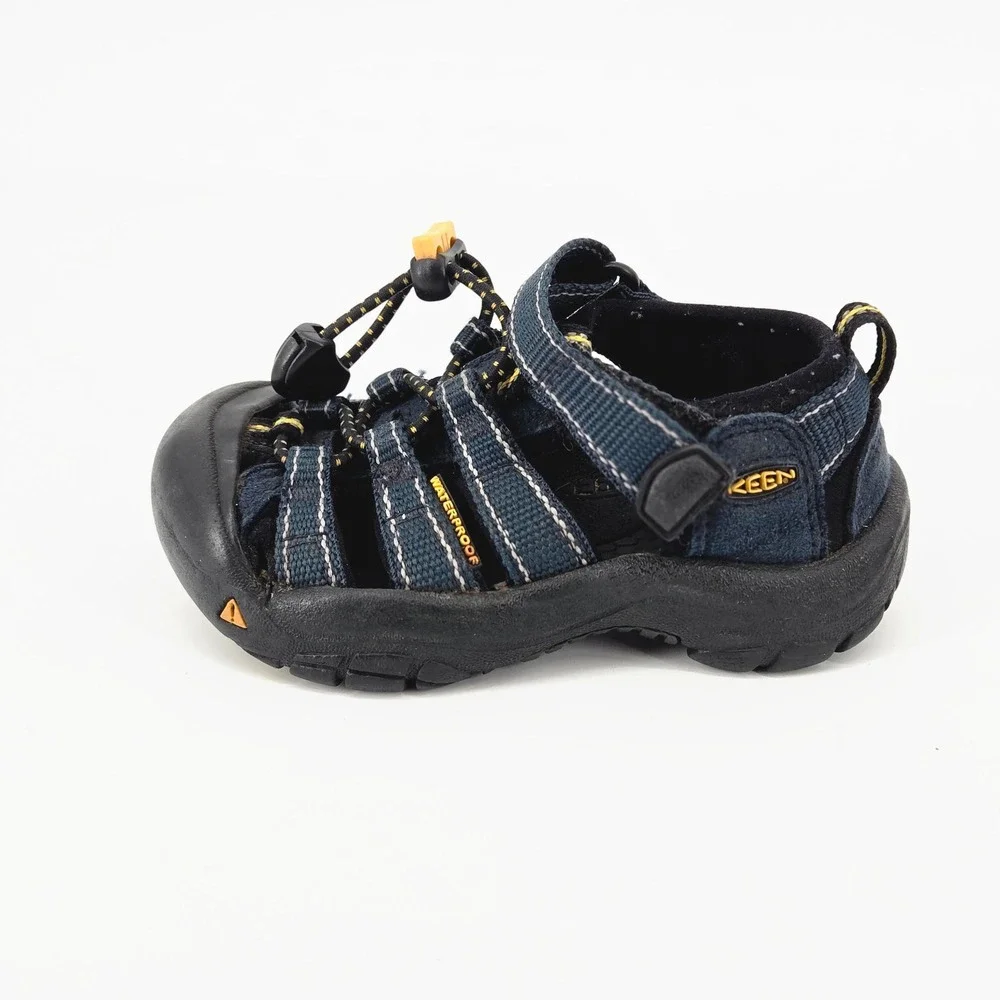Keen Newport H2 Waterproof Sandals Kids Size 5 Navy Blue Black Yellow Outdoor